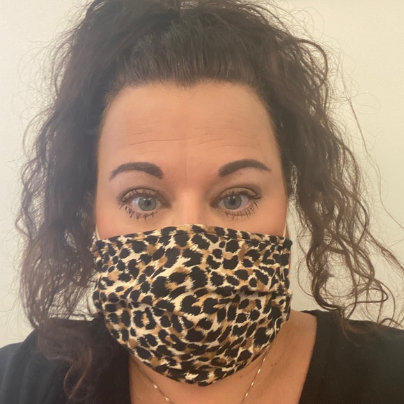 Meet your Posher, Sandra - Picture 2 of 2